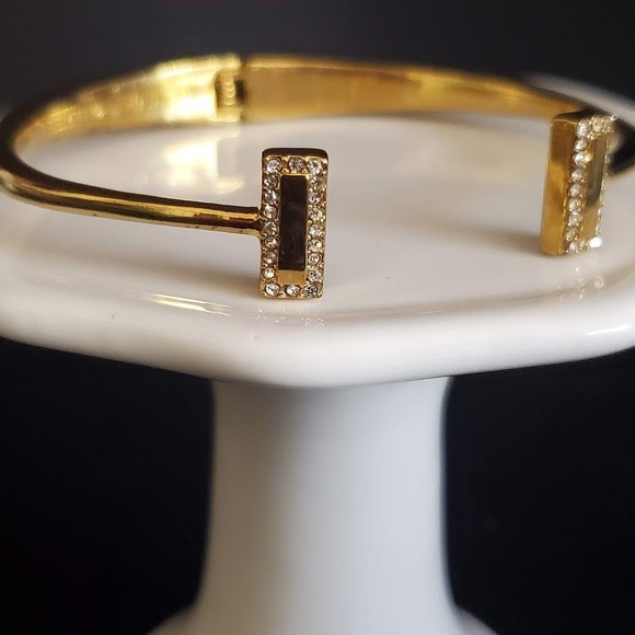 Kate Spade Gold Tone Crystal Pave Bar Open Hinged Bangle Bracelet - Picture 5 of 6
